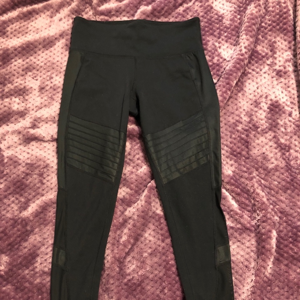 Athleta High Rise Powerful Gleam Tight